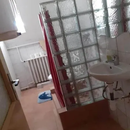 アパート Badacsonyi Csaladi Privat Hazak バダチョニトマイ