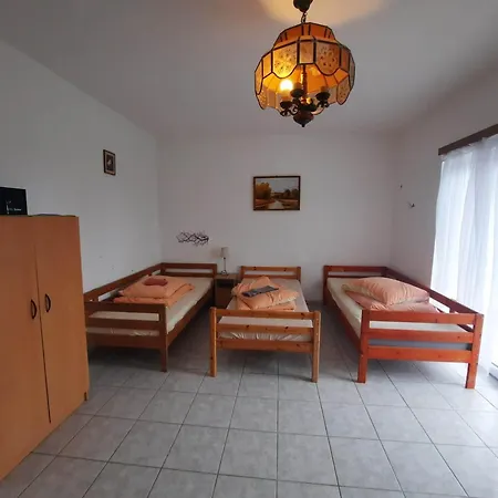 Διαμέρισμα Badacsonyi Csaladi Privat Hazak *