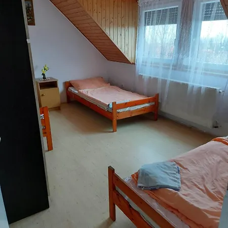 Badacsonyi Csaladi Privat Hazak Daire *